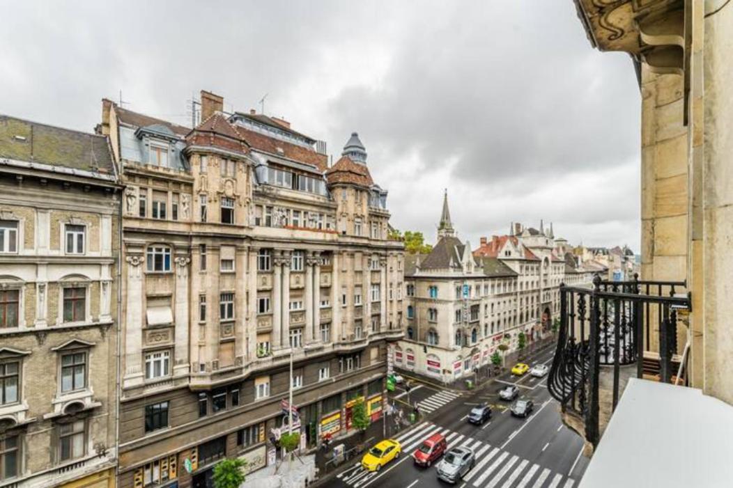 Hi-Bp Design Home Apartments In The Heart Of Budapeste Exterior foto