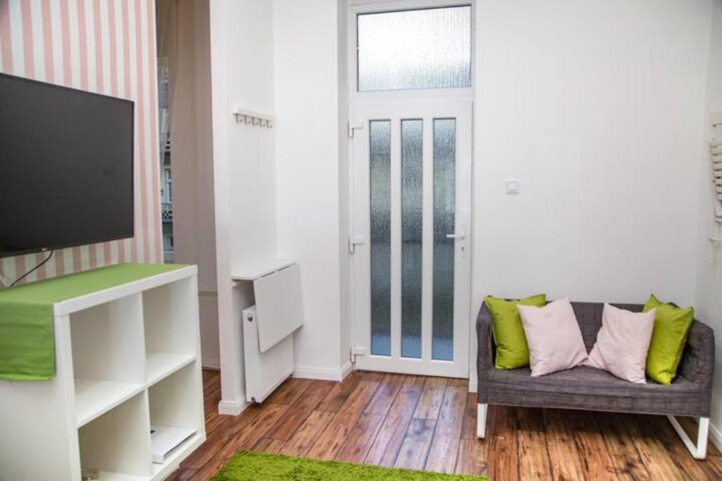 Hi-Bp Design Home Apartments In The Heart Of Budapeste Exterior foto