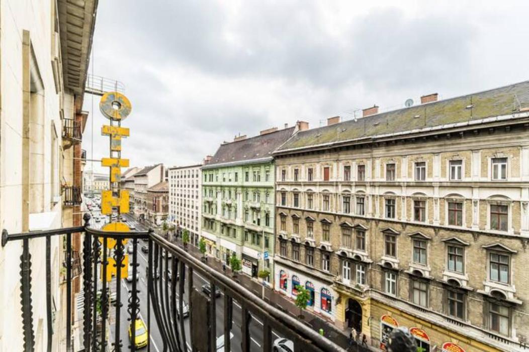 Hi-Bp Design Home Apartments In The Heart Of Budapeste Exterior foto