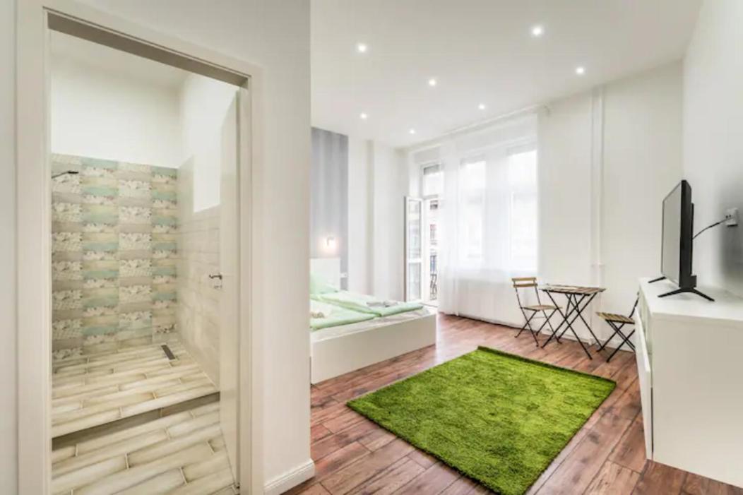 Hi-Bp Design Home Apartments In The Heart Of Budapeste Exterior foto